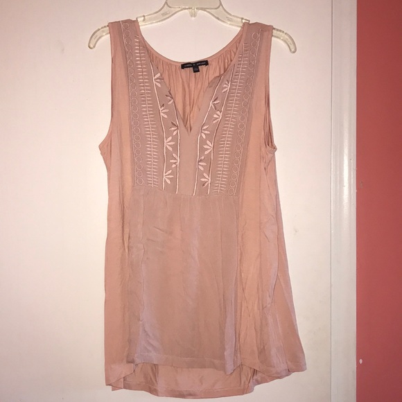 Tops - Peach top by cable n gauge